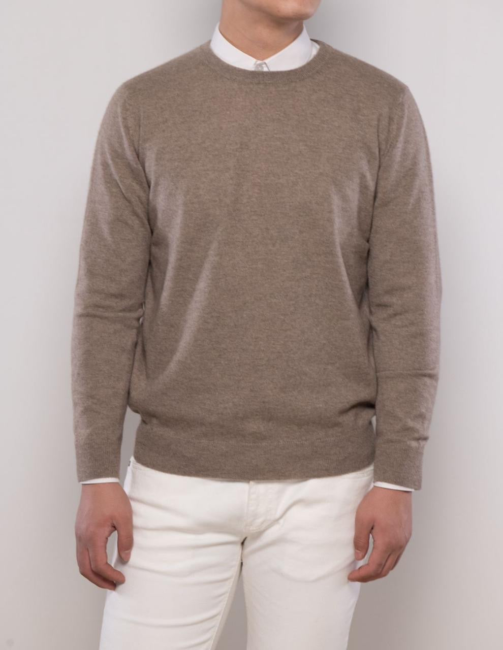 C-neck men